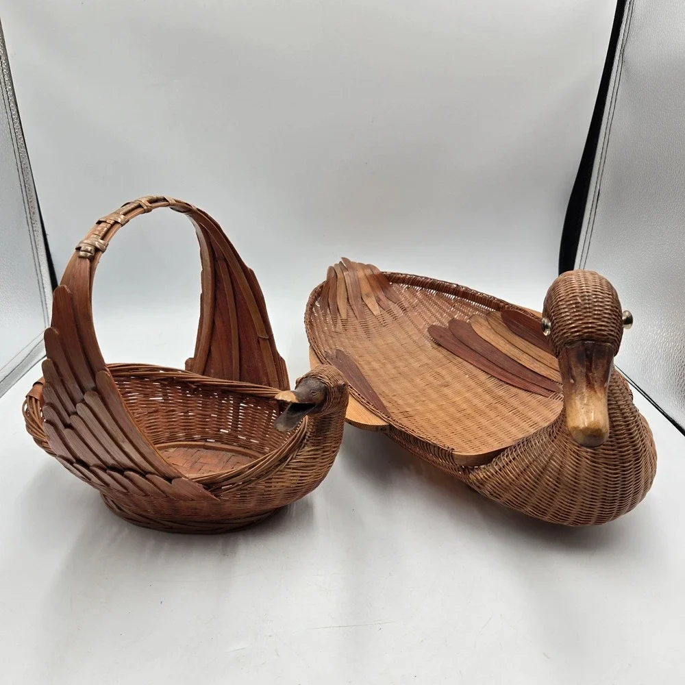 Vtg Goose Duck Baskets Bamboo Rattan Wicker With Handle Cottagecore Boho EUC